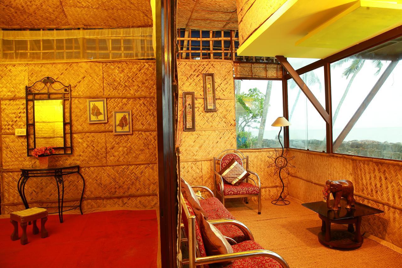 Colonels Beach Villa Alappuzha ภายนอก รูปภาพ