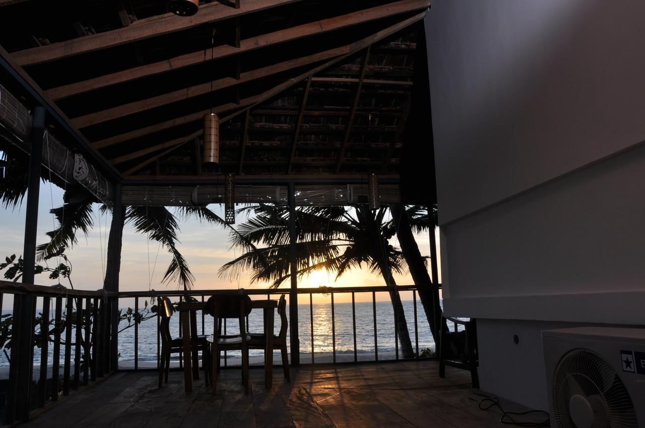 Colonels Beach Villa Alappuzha ภายนอก รูปภาพ