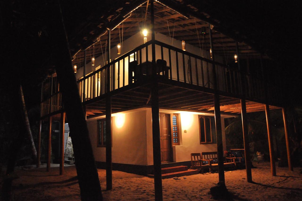 Colonels Beach Villa Alappuzha ภายนอก รูปภาพ