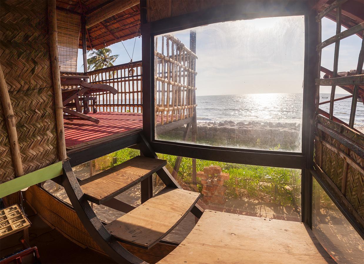 Colonels Beach Villa Alappuzha ภายนอก รูปภาพ